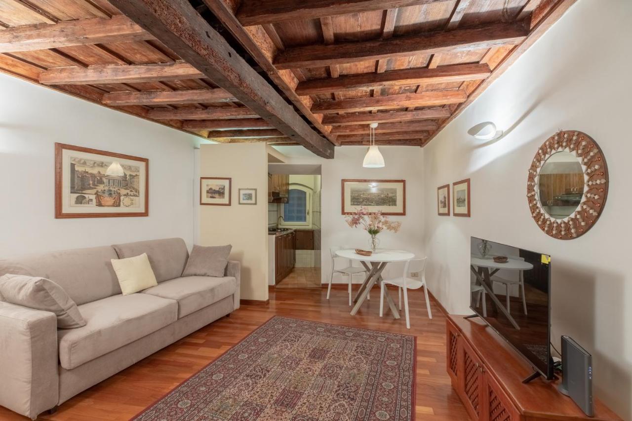 Iflat Comfy Apartament In Campo De' Fiori โรม ภายนอก รูปภาพ