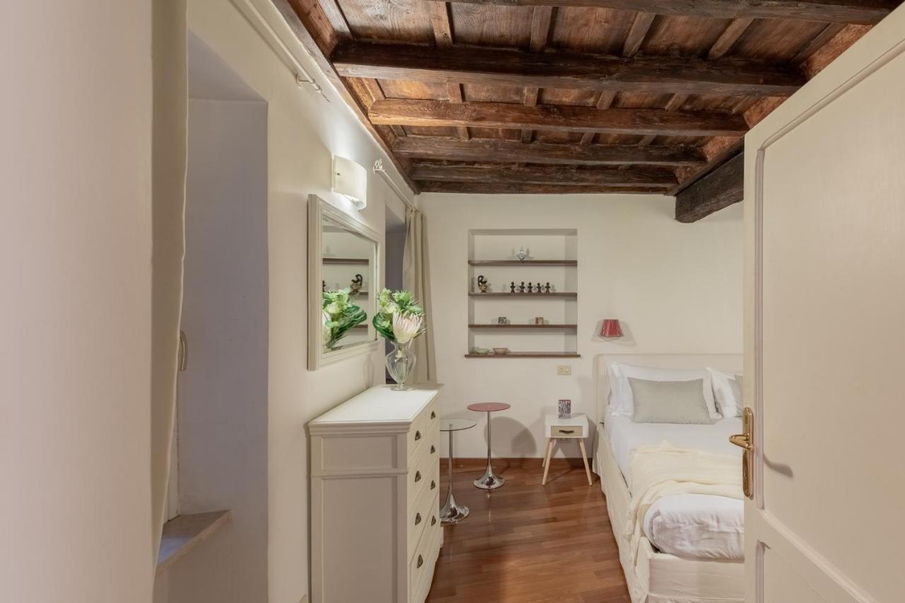 Iflat Comfy Apartament In Campo De' Fiori โรม ภายนอก รูปภาพ